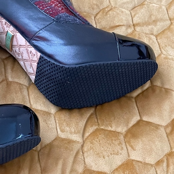 L.A.M.B. Ankle Booties Size 10 - Picture 2 of 9